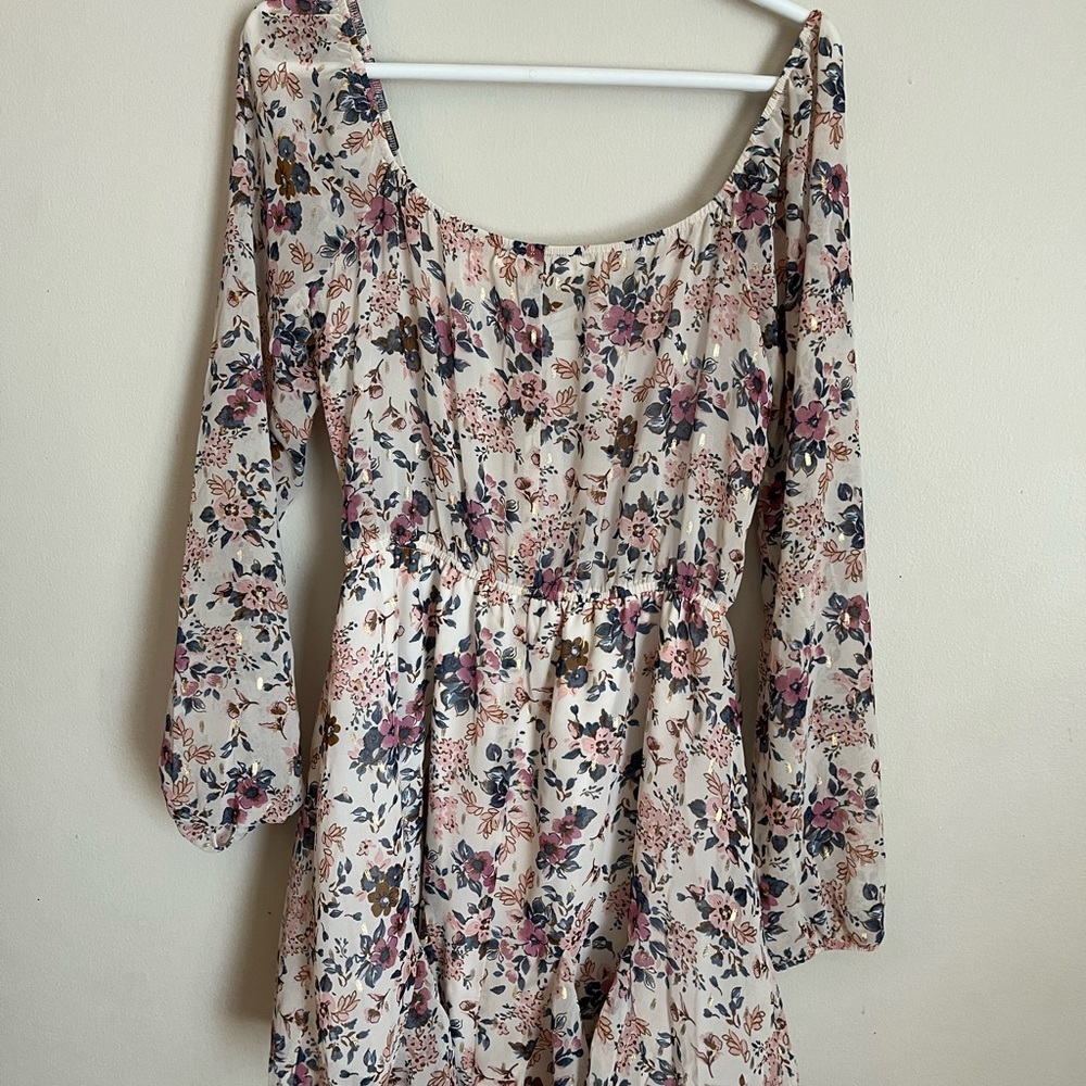 Women’s dress